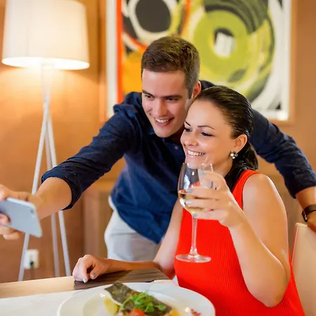 فندق Garden فيلامورا