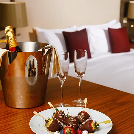 فندق Garden فيلامورا