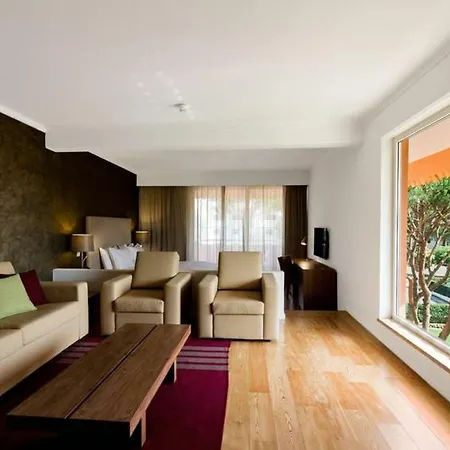 Garden Hotel