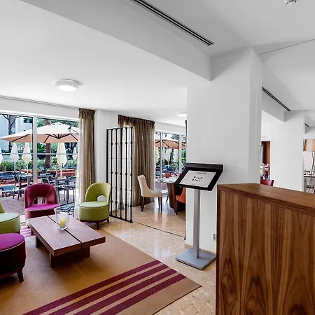 Garden Hotel 4*
